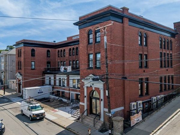 403 Division Street, Unit 17, Fall River, MA 02721