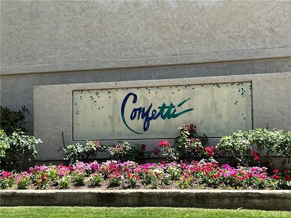 27236 Luther Drive, Unit 702, Canyon Country, CA 91351