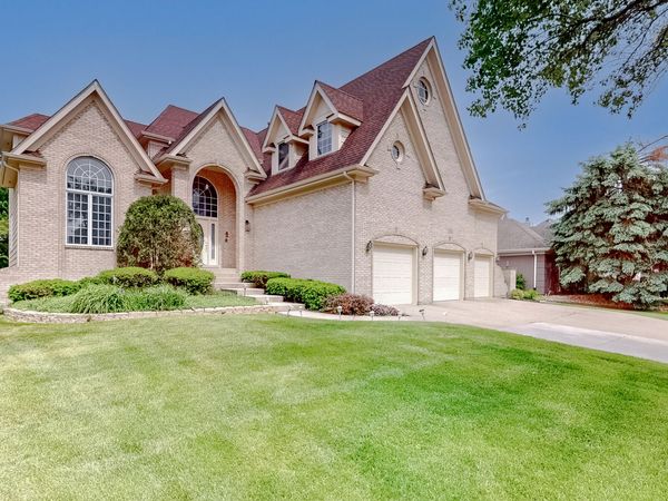 2361 Legacy Drive , Aurora, IL 60502