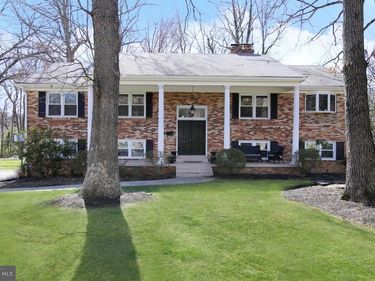 8947 COLESBURY PLACE , FAIRFAX, VA 22031