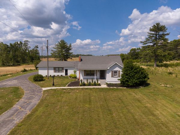 4232 Old Nashville Hwy , McMinnville, TN 37110