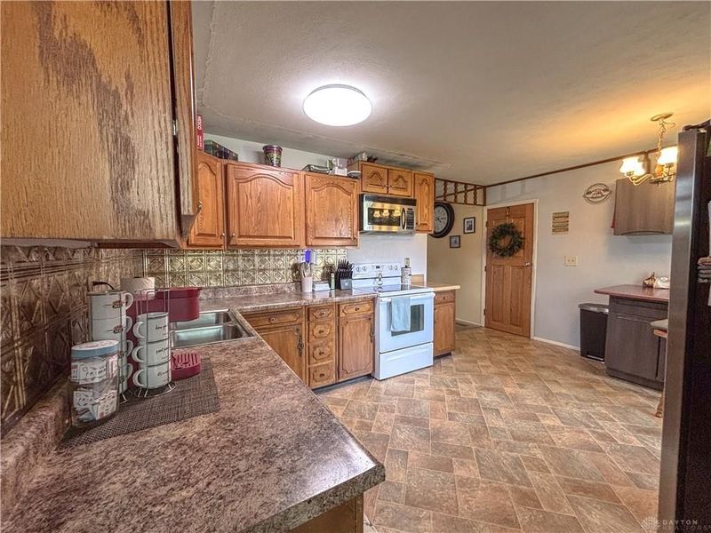 107 Ark Avenue, Greenville, OH 45331 Photo 13