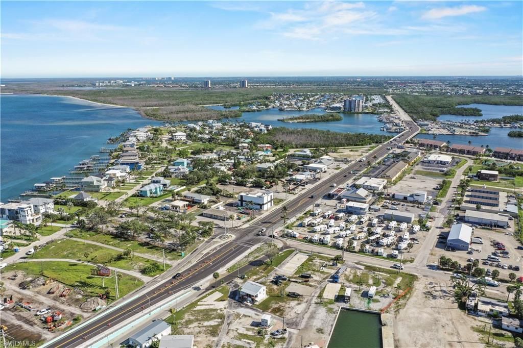 19281 #37 San Carlos Blvd, Fort Myers Beach, FL 33931 Photo