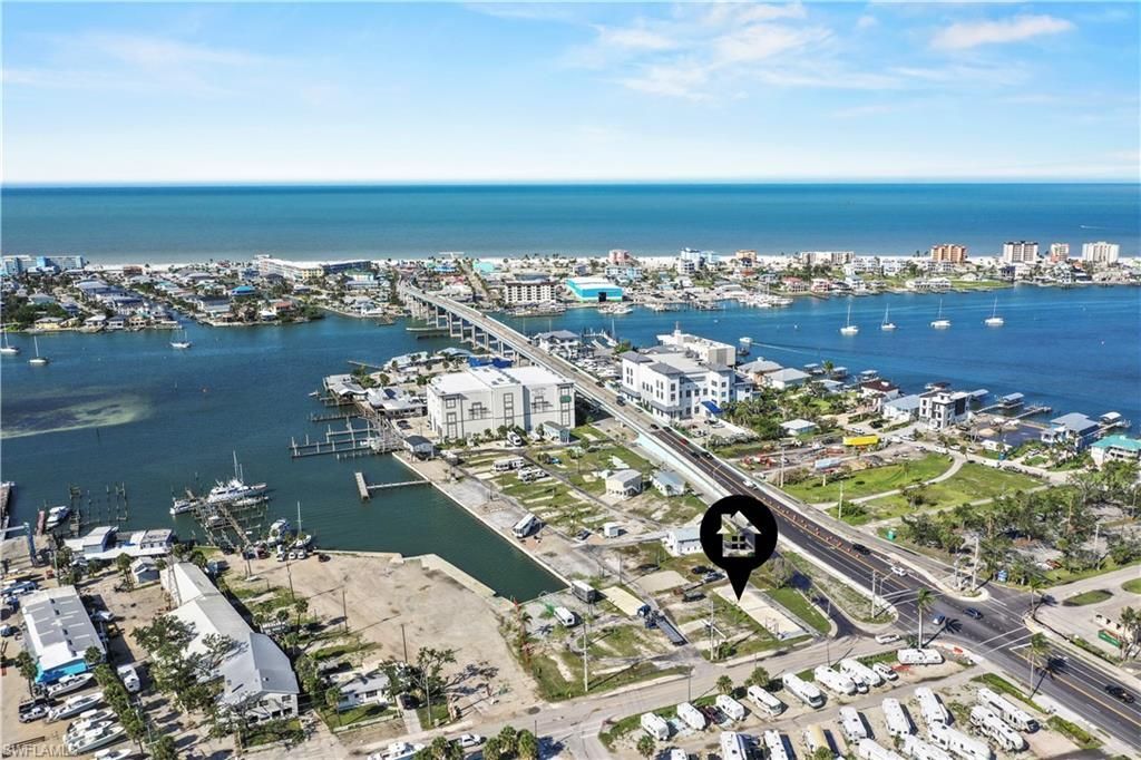 19281 #37 San Carlos Blvd, Fort Myers Beach, FL 33931 Photo
