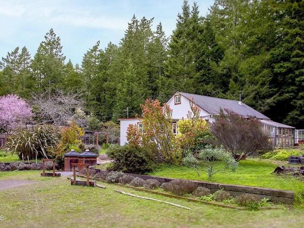 10901 Gurley Lane, Mendocino, CA 95460