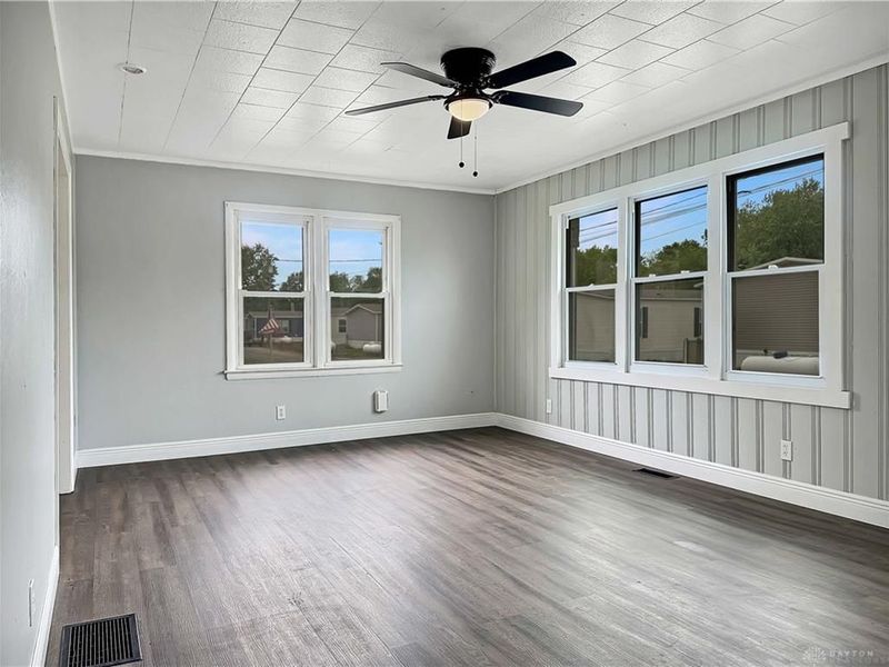 206 E Poplar Street, Saint Paris, OH 43072 Photo 7