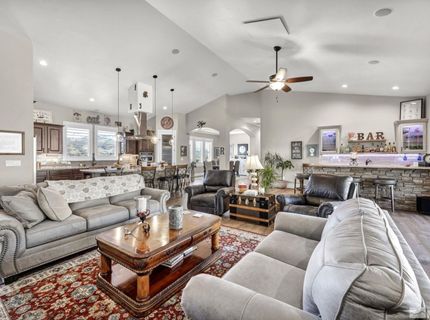 2385 Lompa Lane, Carson City, NV 89701 Photo