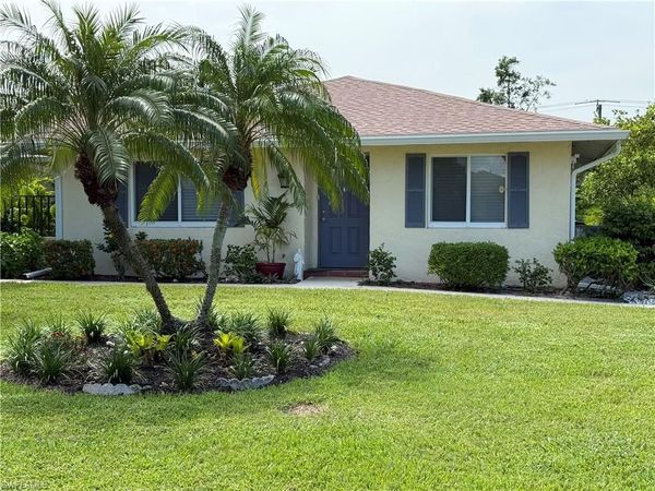 38 Glades BLVD , Unit 1, NAPLES, FL 34112