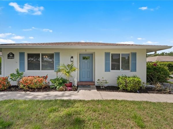 38 Glades BLVD, Unit 1, NAPLES, FL 34112