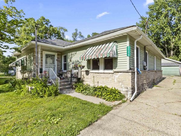 54176 Independence Street, Elkhart, IN 46514