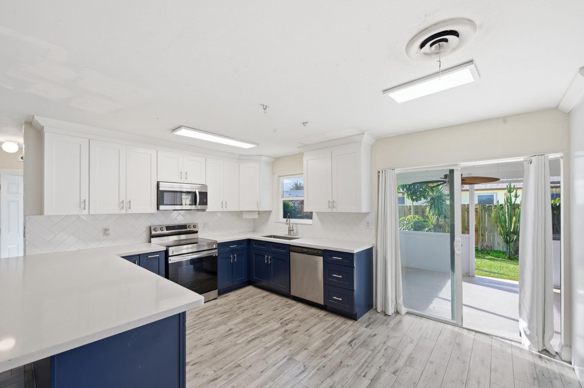 6830 NW 8th Court, Margate, FL 33063 Photo