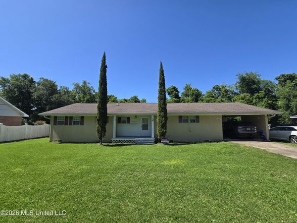 2128 Ames Street, Biloxi, MS 39531