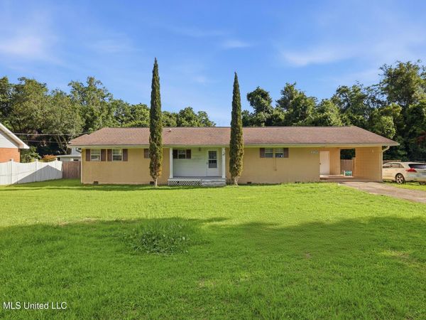 2128 Ames Street, Biloxi, MS 39531