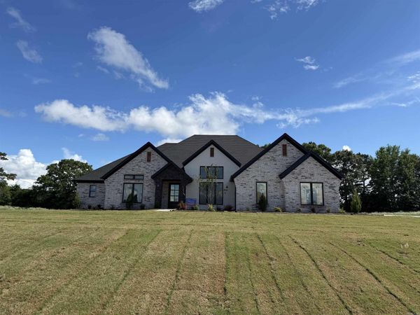 333 Heritage Grove Road, Alexander, AR 72002