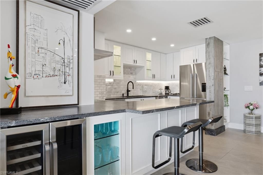 3443 Gulf Shore Blvd N, Unit 714, Naples, FL 34103 Photo