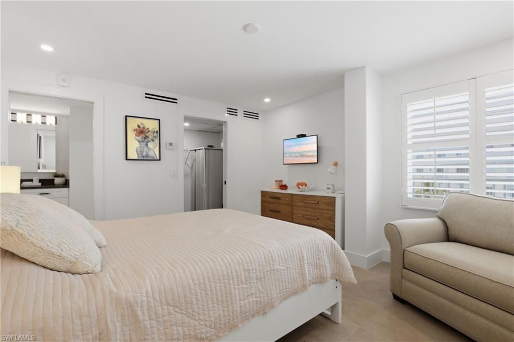 3443 Gulf Shore Blvd N, Unit 714, Naples, FL 34103 Photo