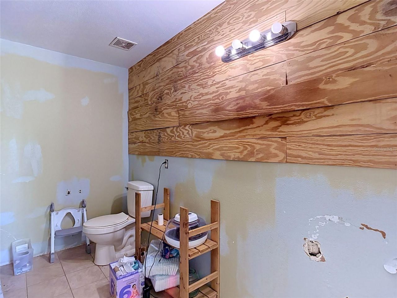 12126 Skimmer Avenue , Weeki Wachee, FL 34614 Photo