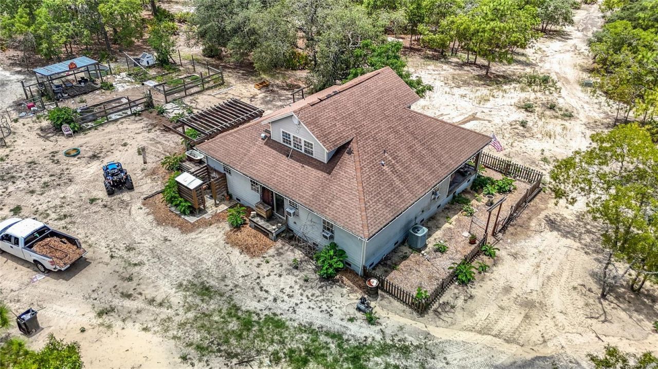 12126 Skimmer Avenue , Weeki Wachee, FL 34614 Photo