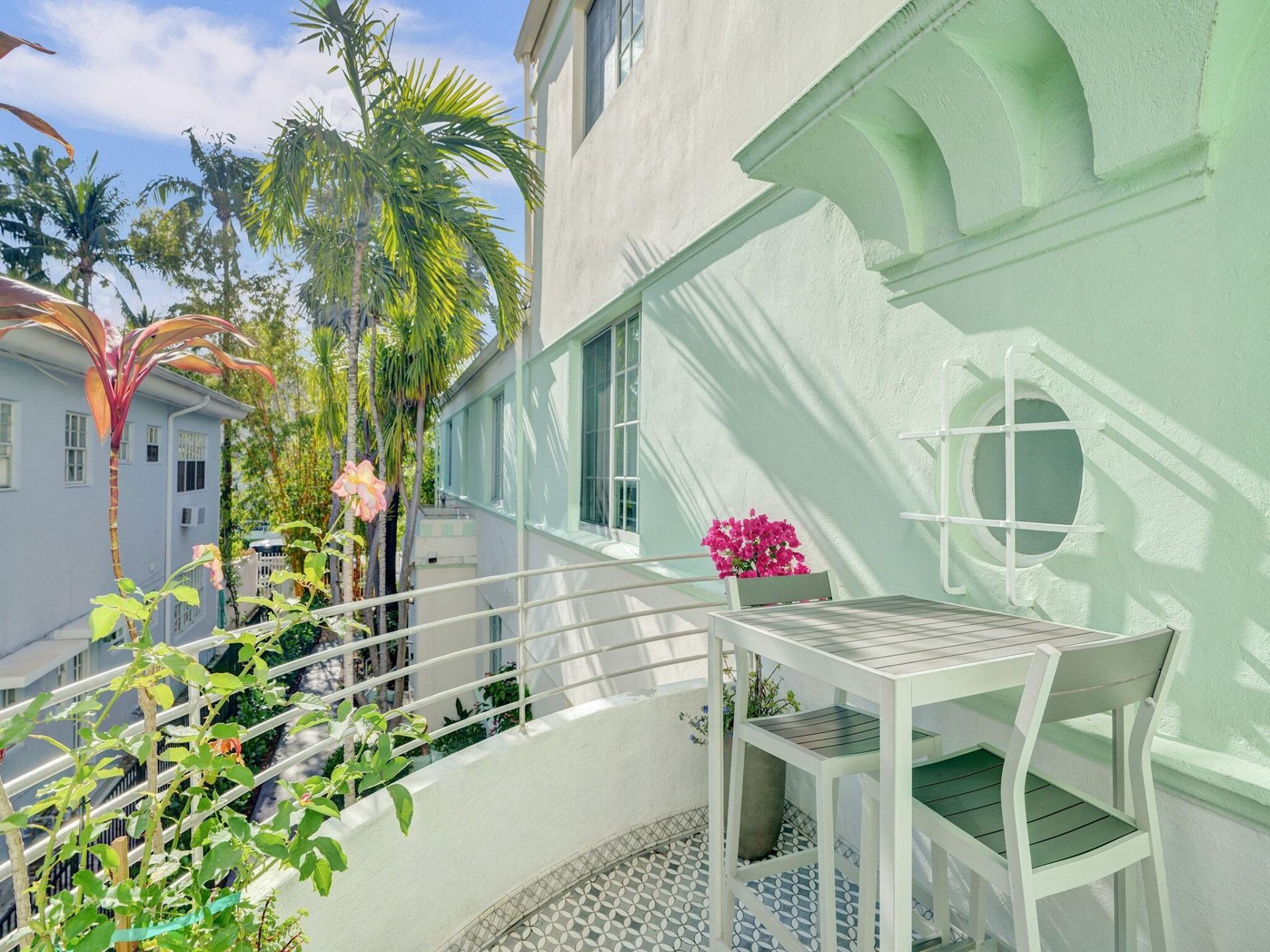 815 Euclid Avenue, Unit 10, Miami Beach, FL 33139 Photo