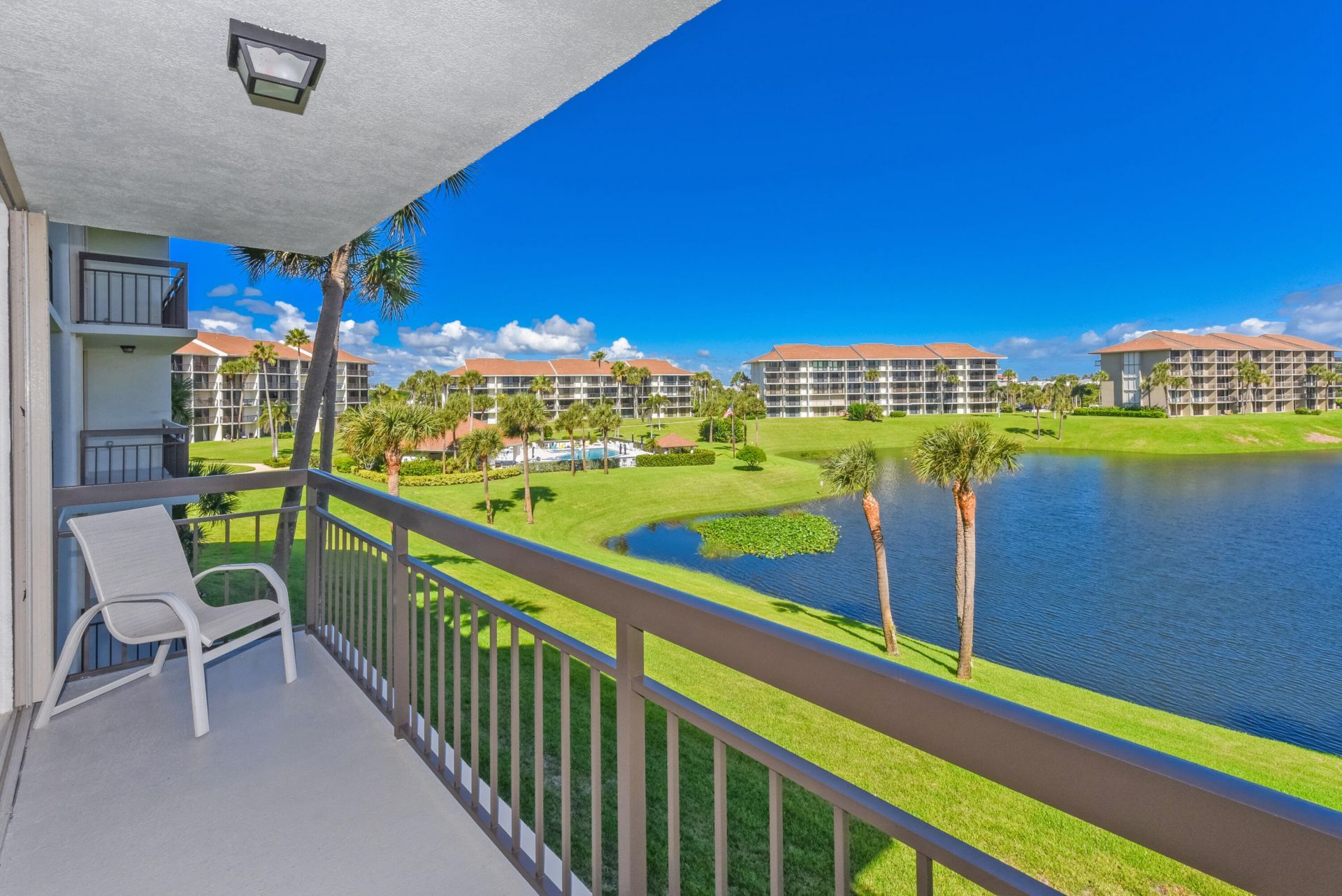 601 S Seas Drive, Unit 303, Jupiter, FL 33477 Photo