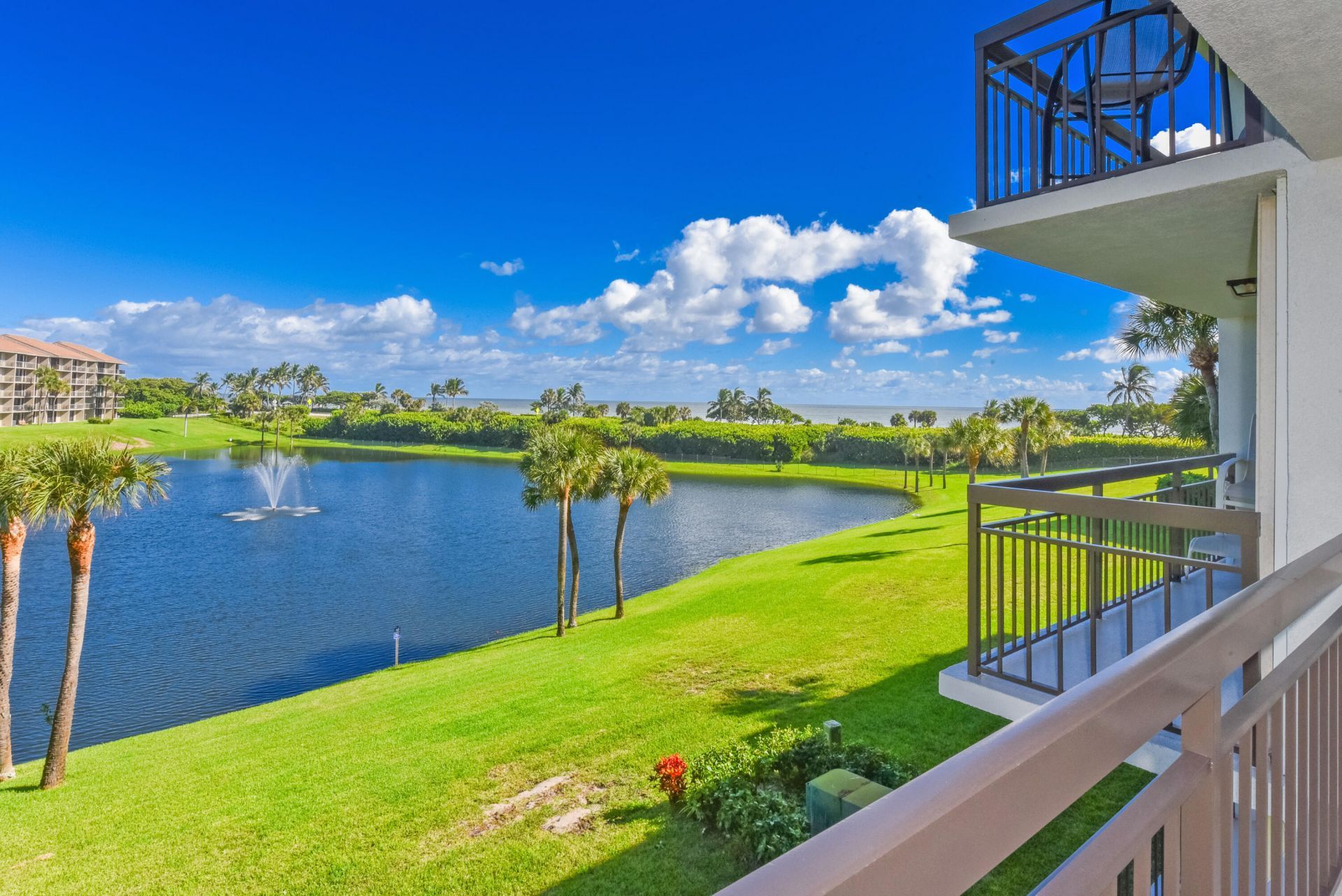 601 S Seas Drive, Unit 303, Jupiter, FL 33477 Photo