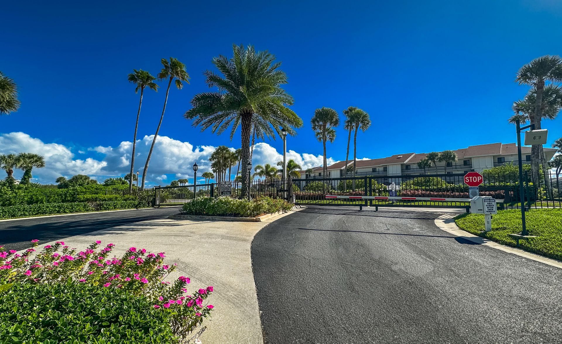601 S Seas Drive, Unit 303, Jupiter, FL 33477 Photo
