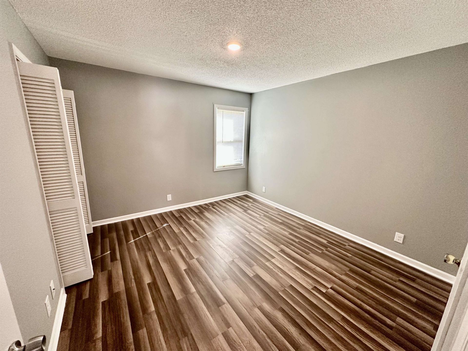 755 Burcale Rd.  Photo 10
