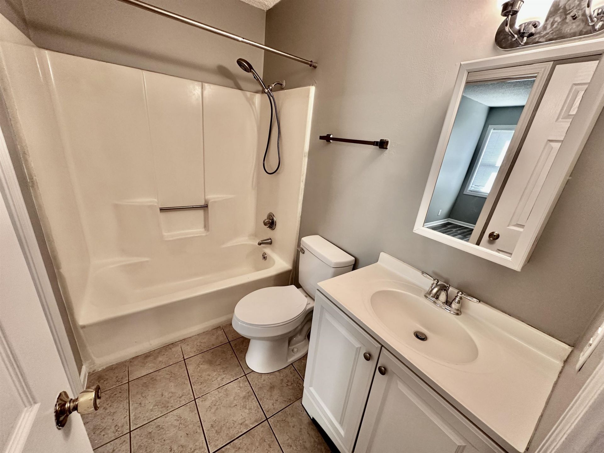 755 Burcale Rd.  Photo 12