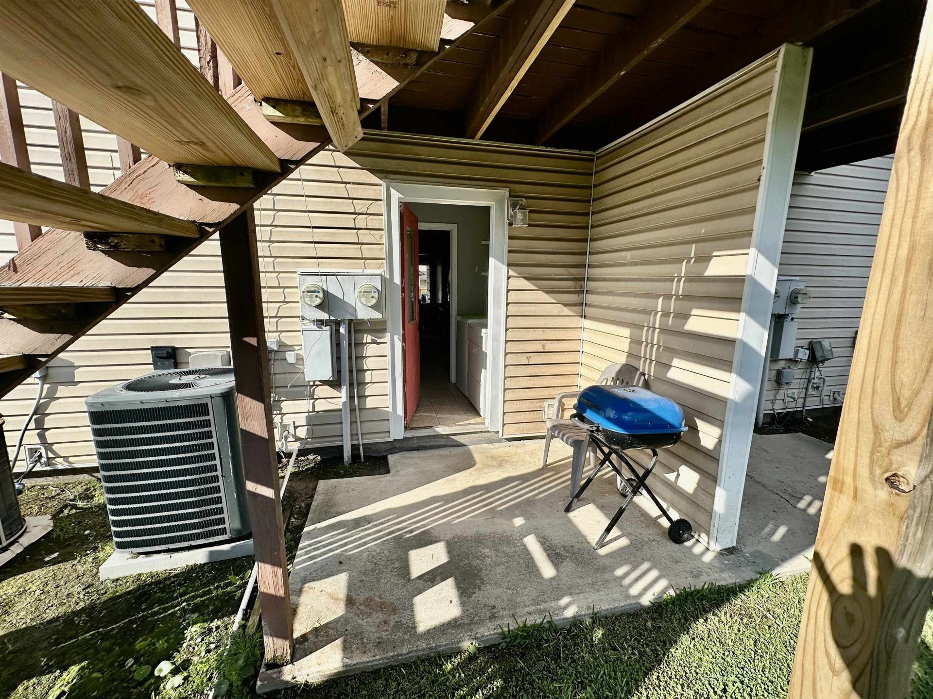 755 Burcale Rd.  Photo 9
