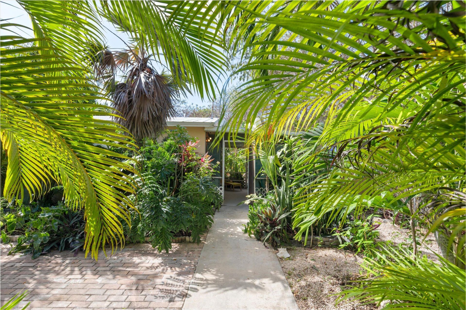 29284 Coconut Palm Drive, Big Pine Key, FL 33043 Photo