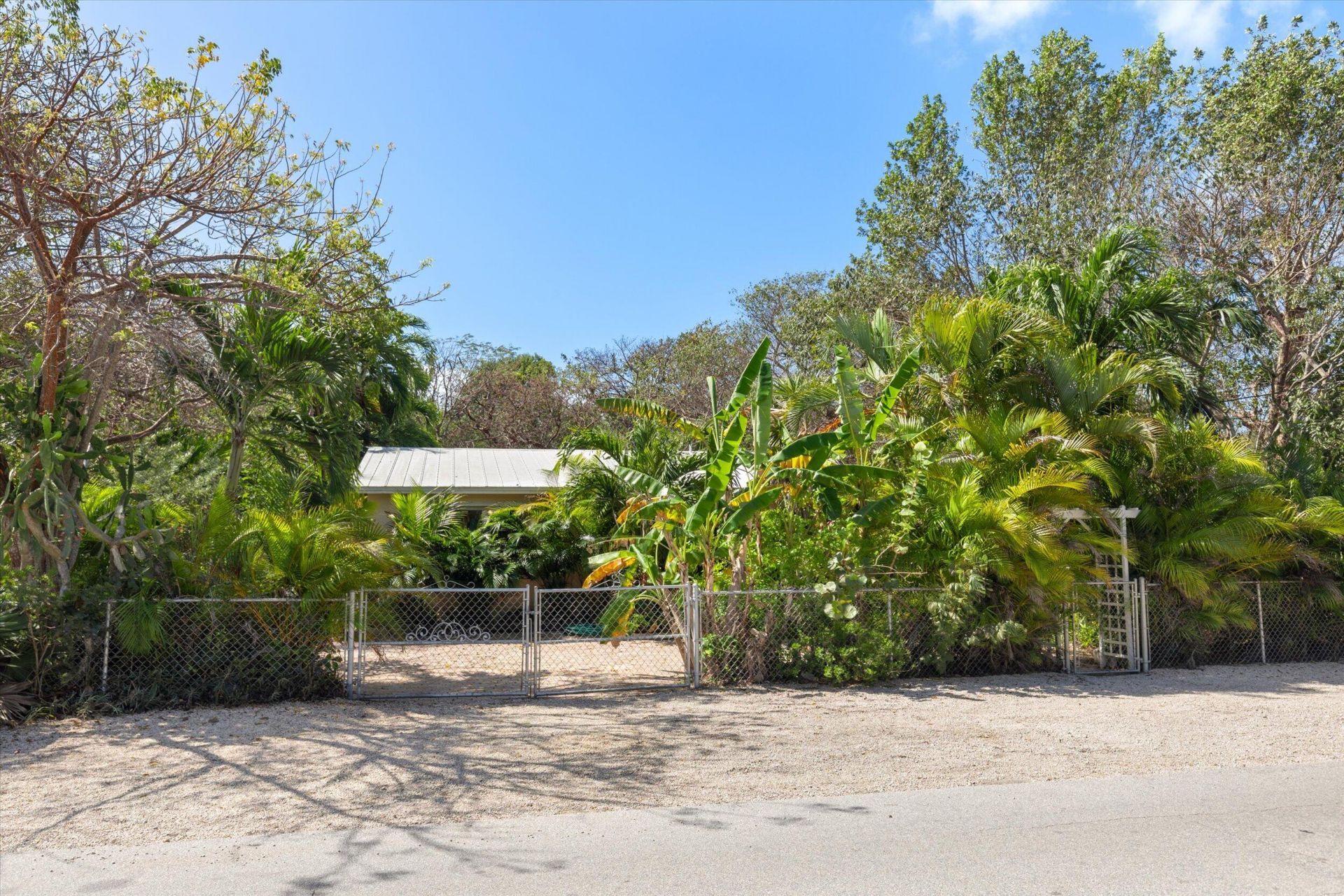 29284 Coconut Palm Drive, Big Pine Key, FL 33043 Photo