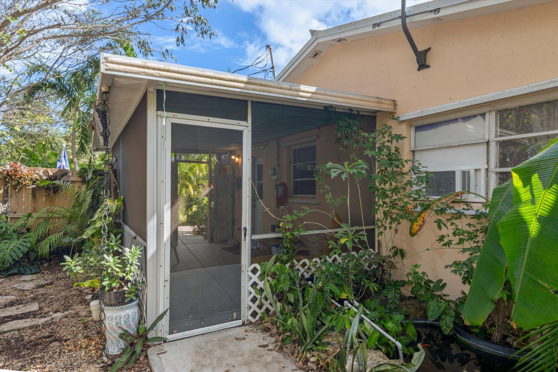 29284 Coconut Palm Drive, Big Pine Key, FL 33043 Photo