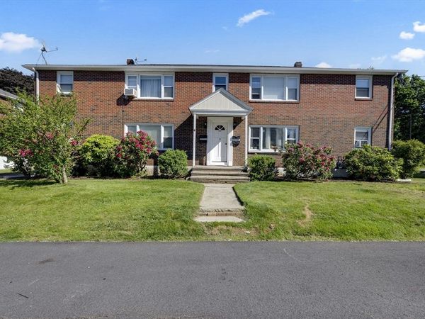 10 Vecchia Street, Unit D, Webster, MA 01570