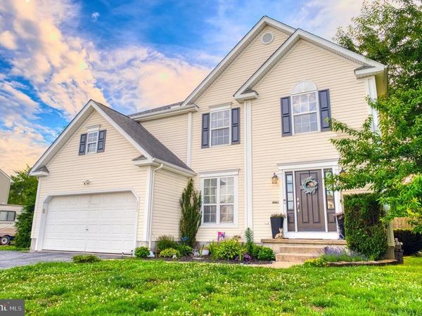273 W DARBY CIRCLE, DOVER, DE 19904