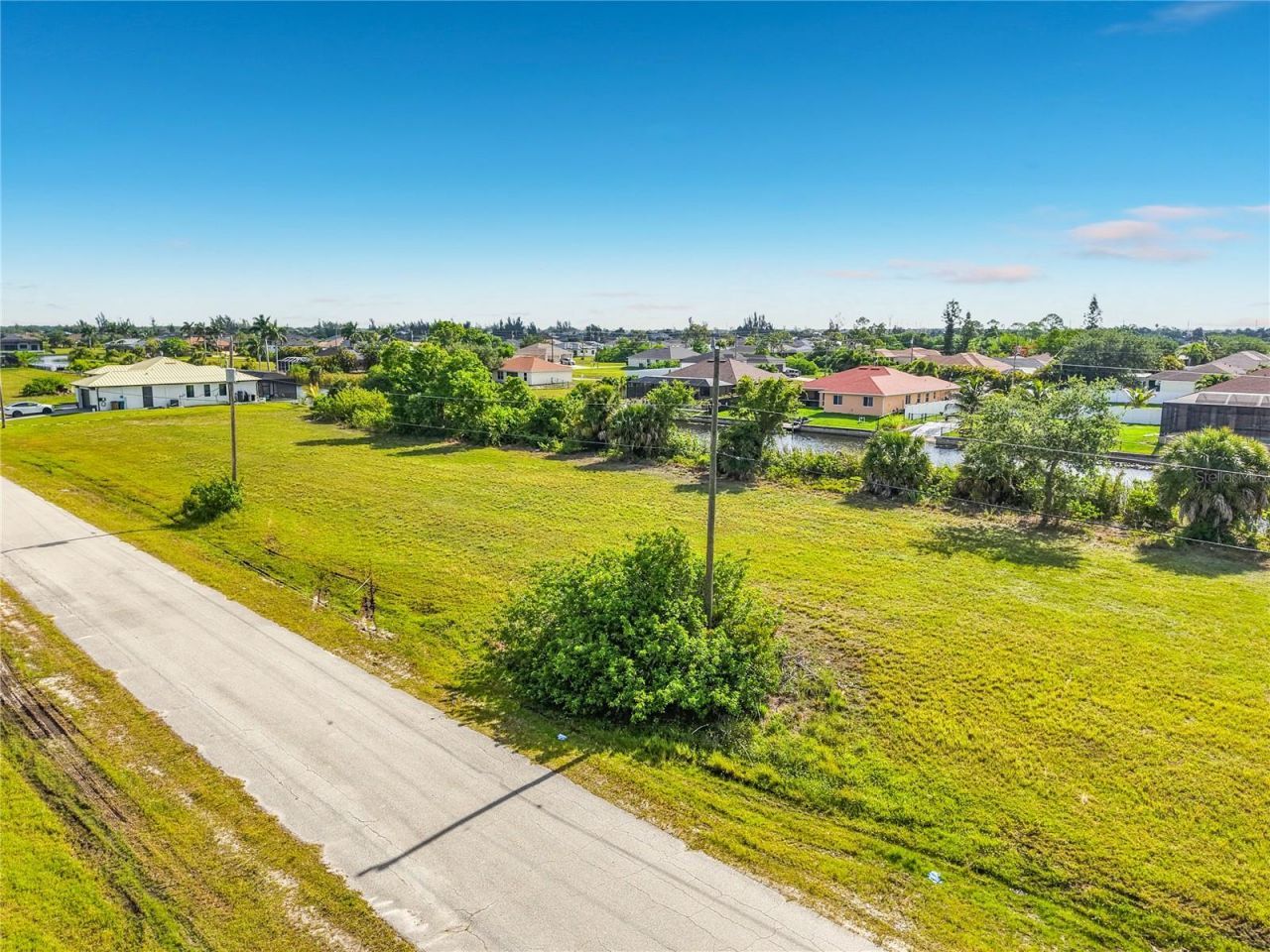 407 NW 31st Place , Cape Coral, FL 33993 Photo