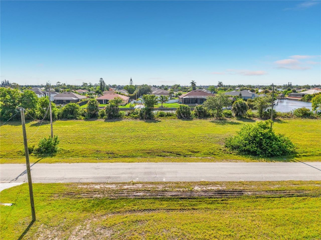 407 NW 31st Place , Cape Coral, FL 33993 Photo