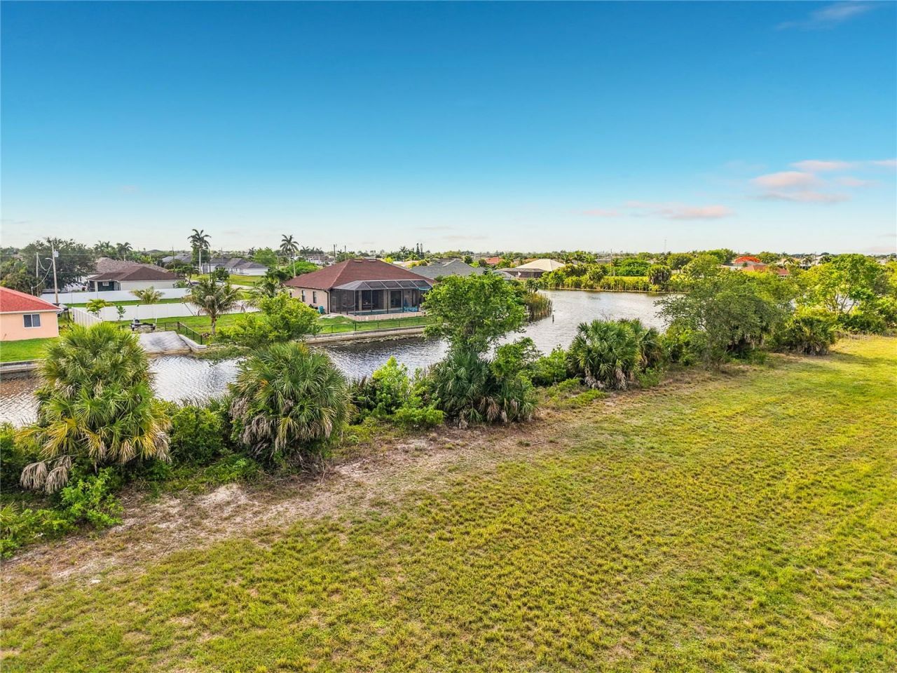 407 NW 31st Place , Cape Coral, FL 33993 Photo