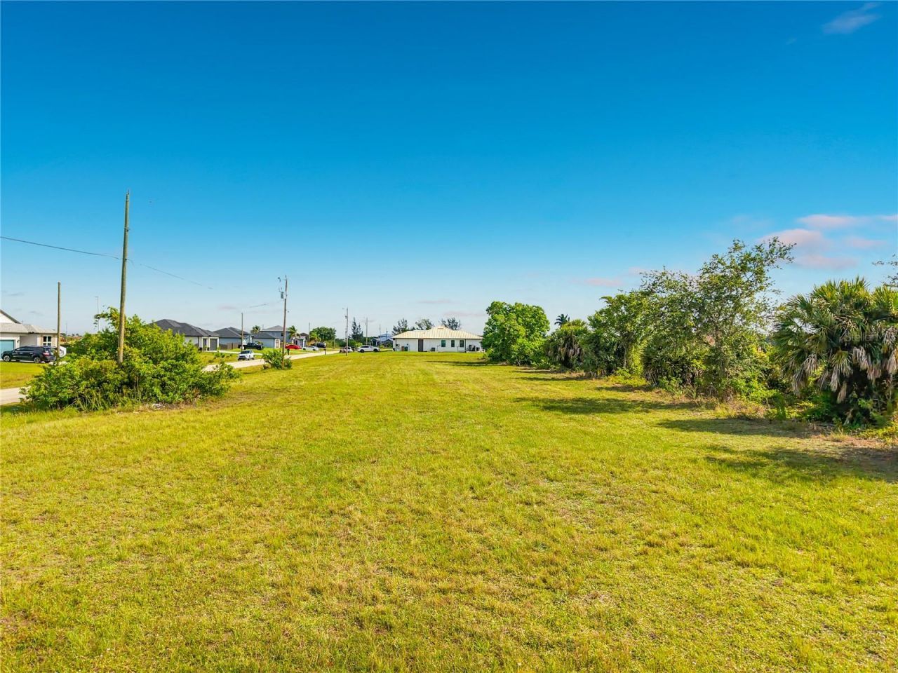 407 NW 31st Place , Cape Coral, FL 33993 Photo