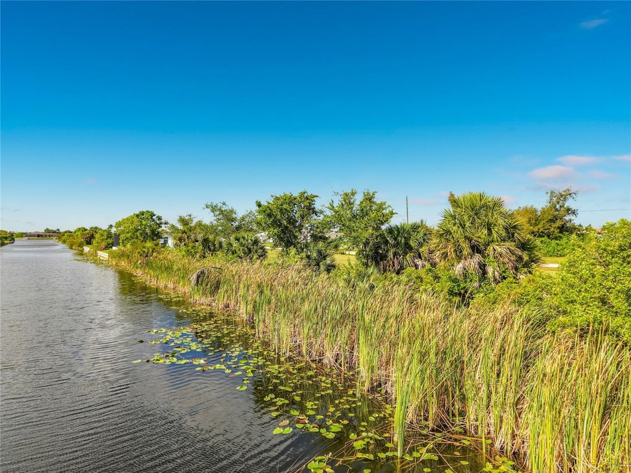 407 NW 31st Place , Cape Coral, FL 33993 Photo