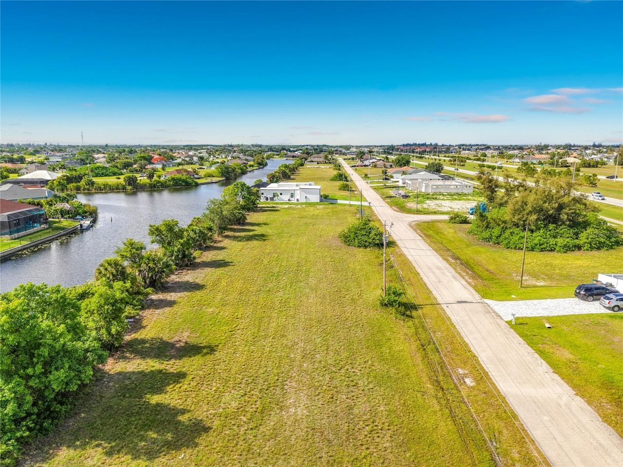 407 NW 31st Place , Cape Coral, FL 33993 Photo