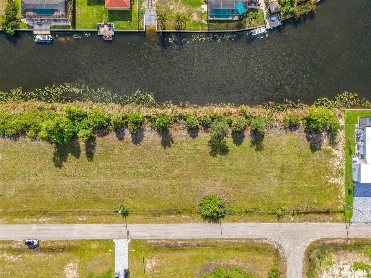 407 NW 31st Place , Cape Coral, FL 33993 Photo