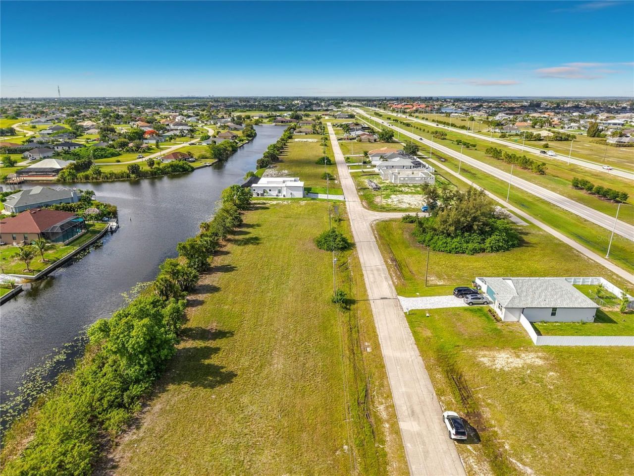 407 NW 31st Place , Cape Coral, FL 33993 Photo