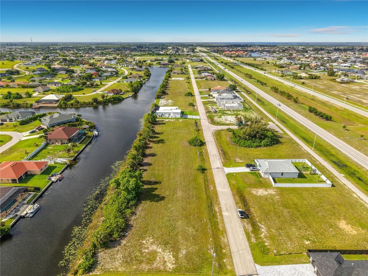 407 NW 31st Place , Cape Coral, FL 33993 Photo