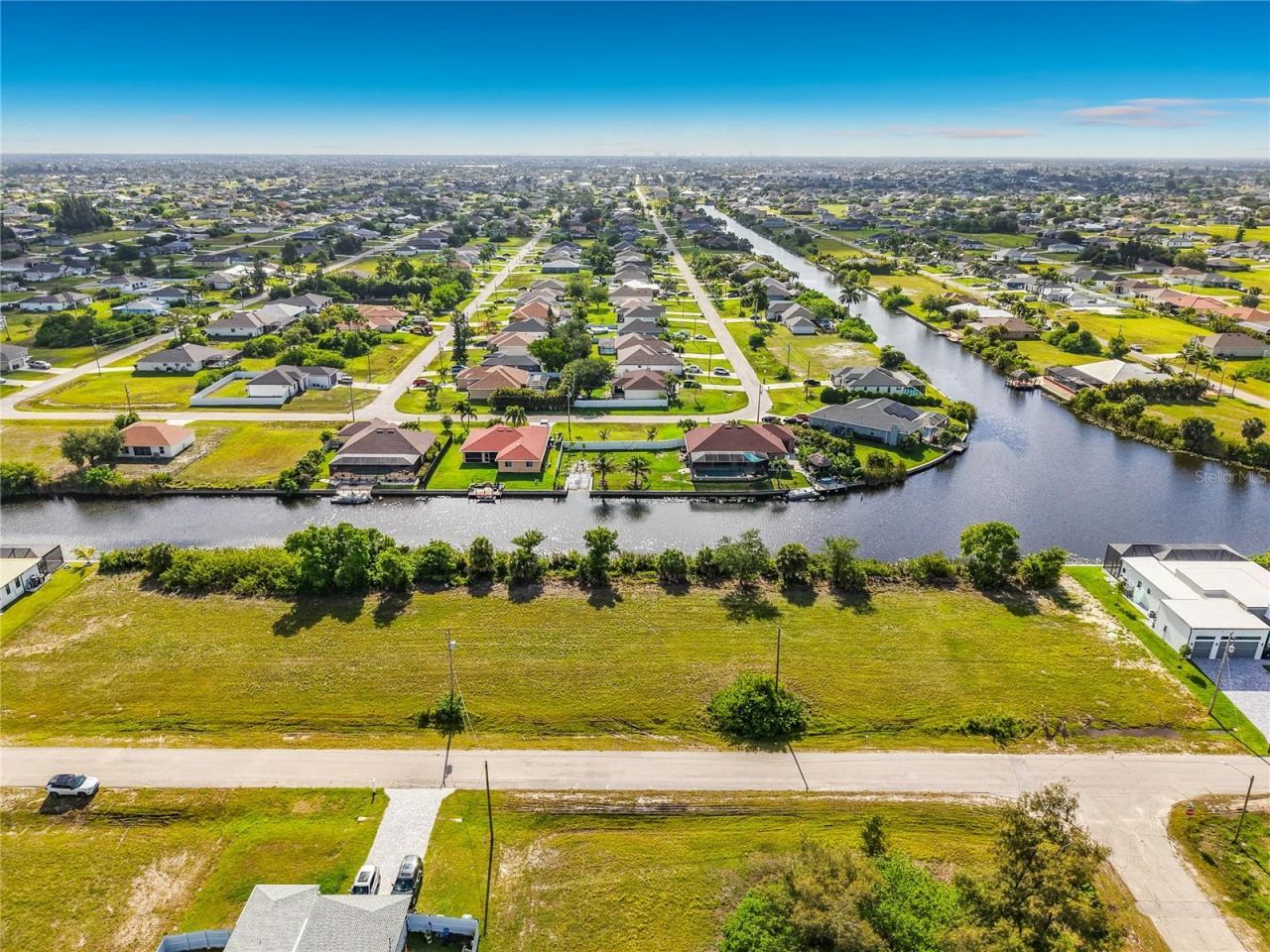 407 NW 31st Place , Cape Coral, FL 33993 Photo