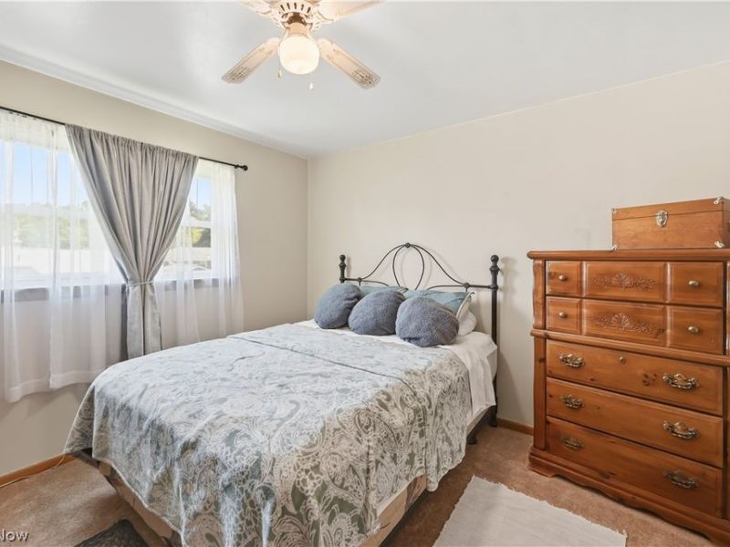 3815 Loma Vista Drive, Youngstown, OH 44511 Photo 15