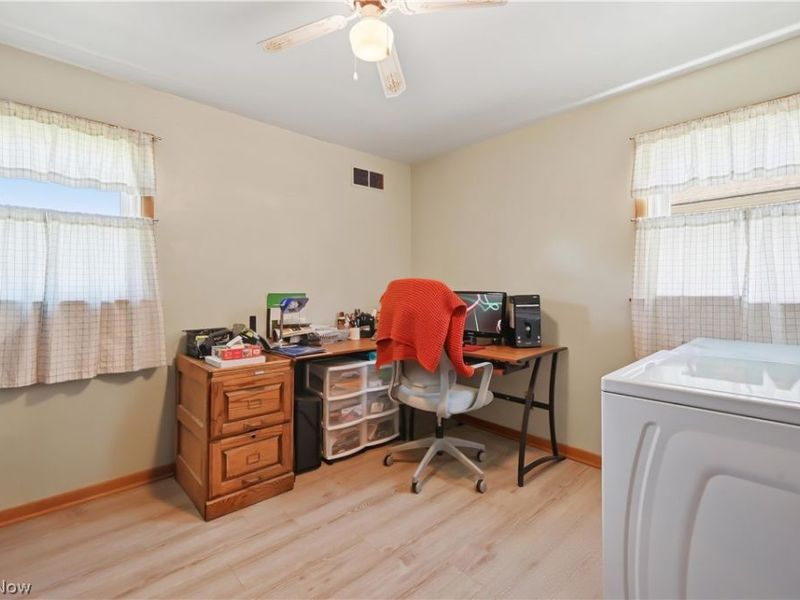 3815 Loma Vista Drive, Youngstown, OH 44511 Photo 18