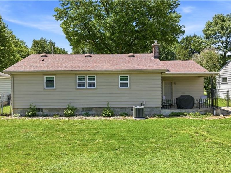 3815 Loma Vista Drive, Youngstown, OH 44511 Photo 24
