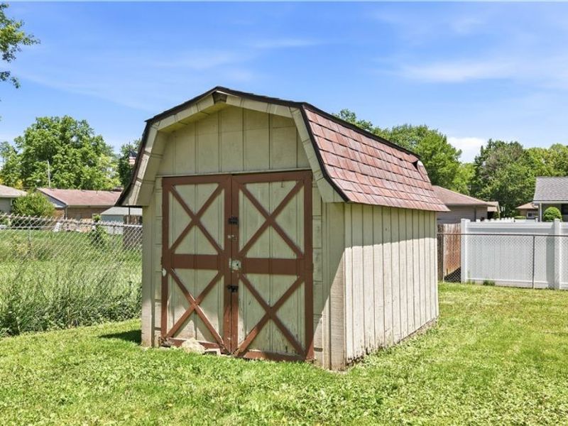 3815 Loma Vista Drive, Youngstown, OH 44511 Photo 26