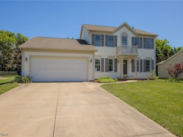 1424 Timbertop Drive , Tallmadge, OH 44278
