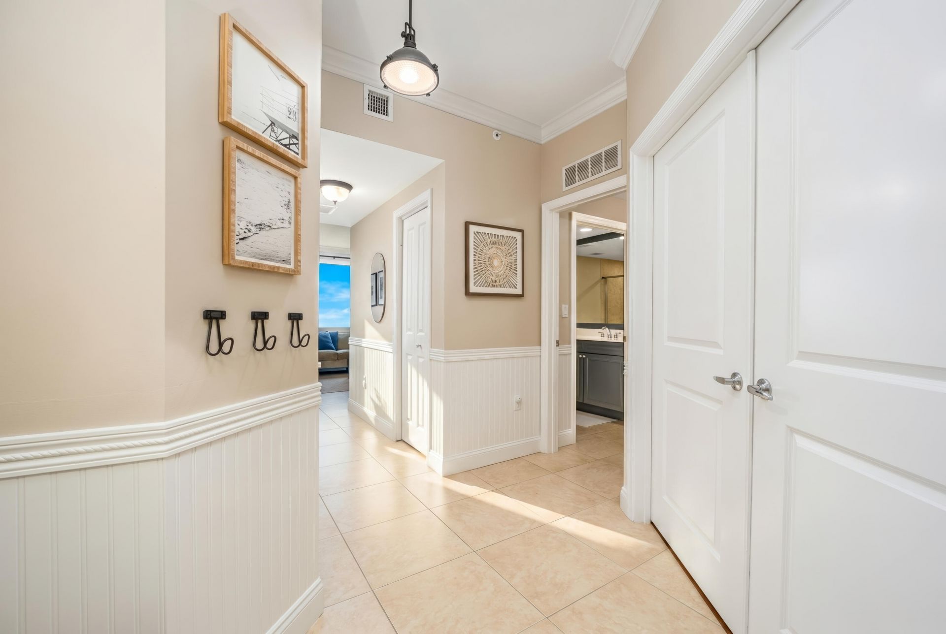 875 NW Flagler Avenue, Unit 203, Stuart, FL 34994 Photo